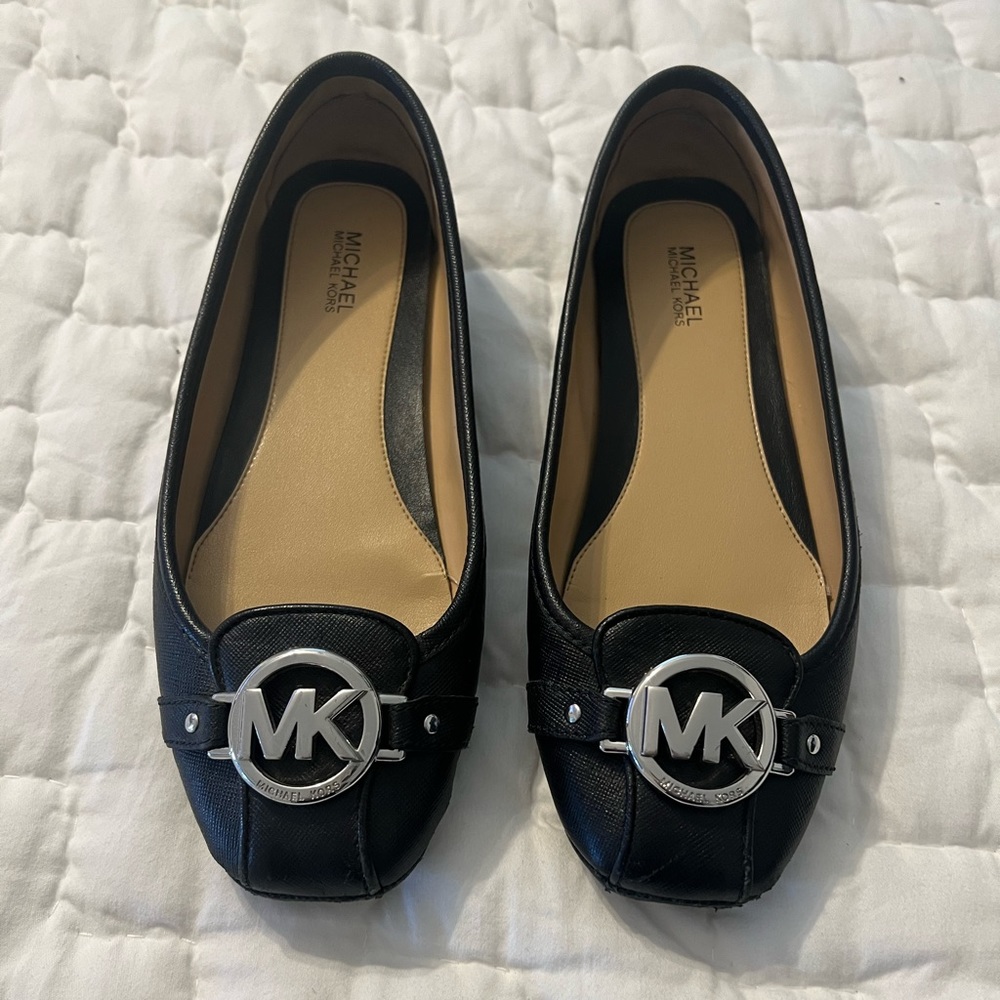 MK ballet flats